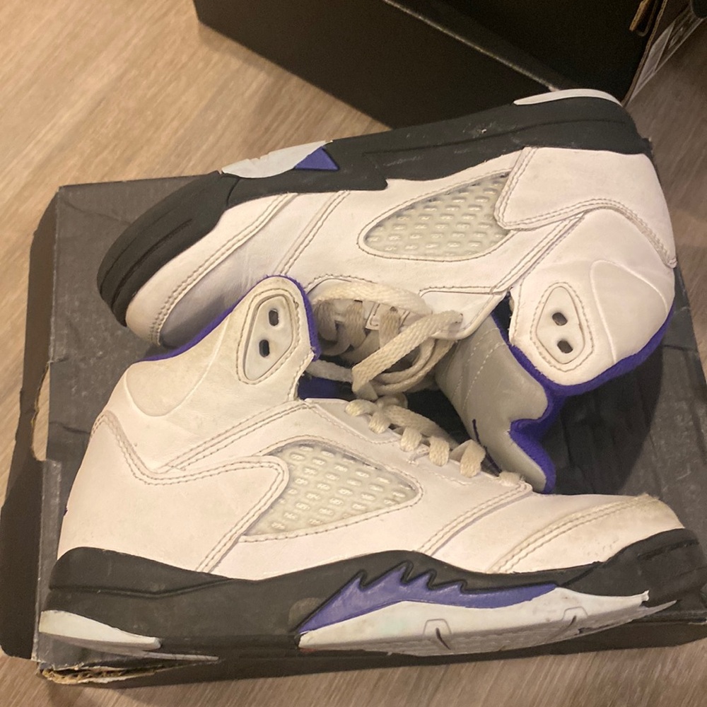 Retro Air Jordan 5s